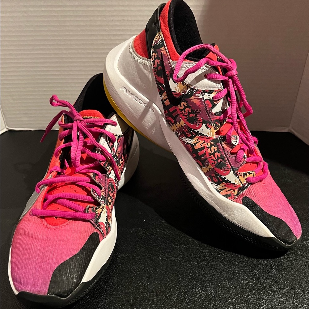 Nike Zoom Freak 2 NRG Gradient Fade Sneakers Mens Sz 10.5 /DB4689-600